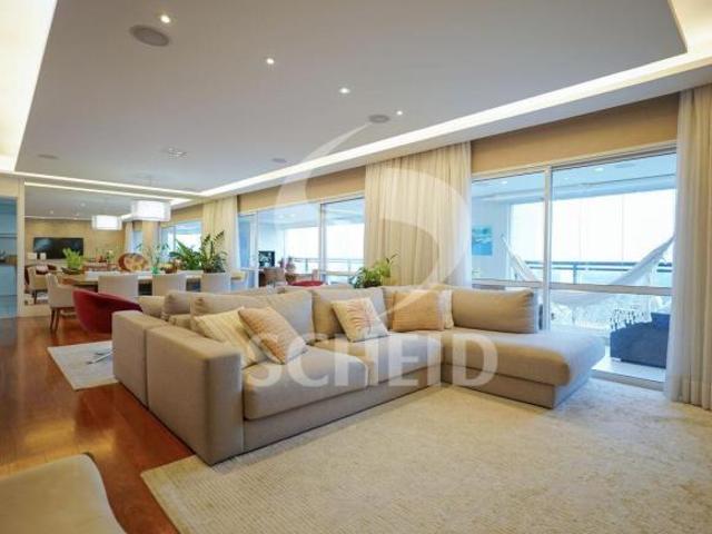 Apartamento à Venda no Condomínio Cena Golf com 266m², 4 Suítes e 04 vagas, no Jardim Marajoara