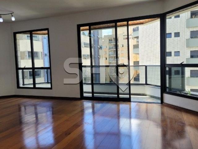 Apartamento à venda no Condomínio Britannia Guarulhos 168m2 4 dormitórios sendo 3 suíres