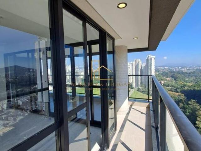 Apartamento à Venda no Condomínio Gran Alphaville | 112,7 m² | 3 Suítes | Varanda Gourmet