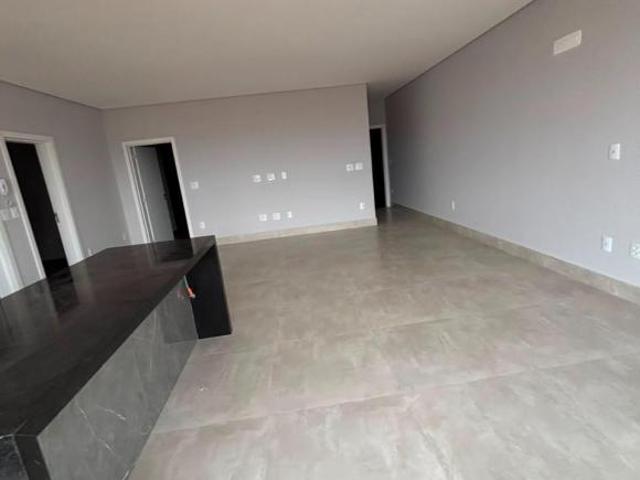 Apartamento à venda no Edifício Montreux Swiss