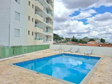 Apartamento à Venda no Edifício Nena Alcolea: 2 Dormitórios, Sendo 1 Suíte, 65m² de Área Útil, Ideal
