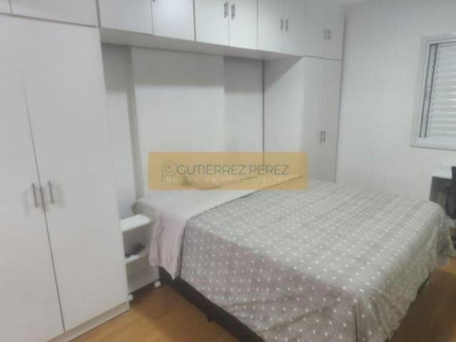 Apartamento à venda no Edifício Cláudio Abrahão, no Centro de Mogi das Cruzes