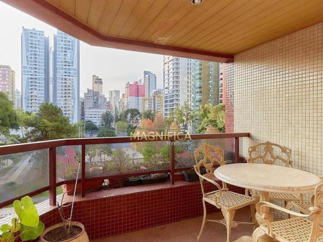 Apartamento à venda no Edifício Piemonte Localiz