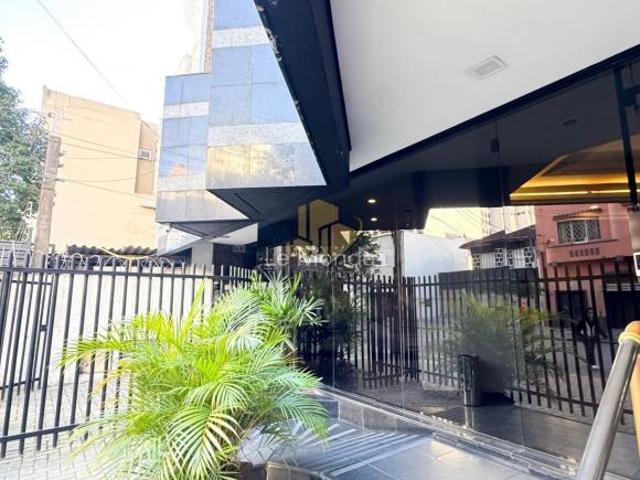 Apartamento à venda no Edifício Saint Thomas Resid