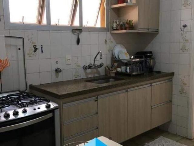 Apartamento à venda no Edifício Santa Cecília