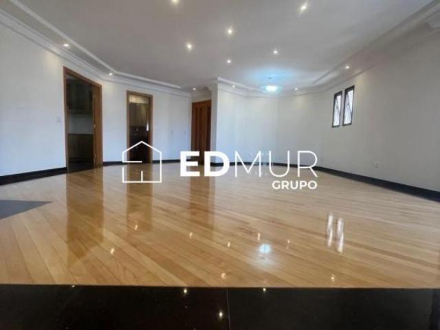 Apartamento à venda no Jardim