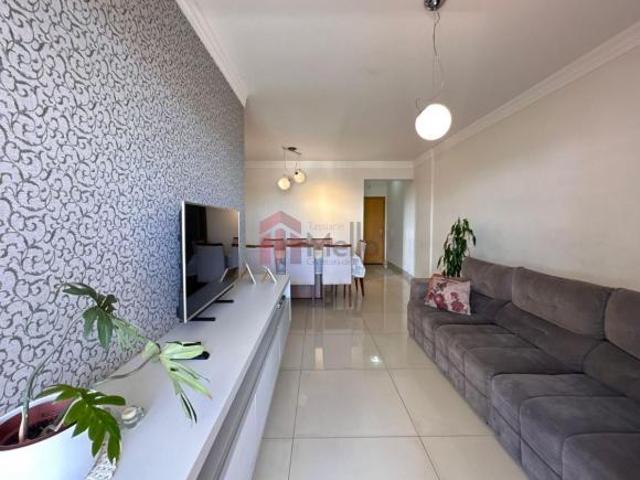 Apartamento à venda no Jardim América, Umuarama PR: 3 quartos, 1 suíte, 1 sala, 1 banheiro, 2 vagas