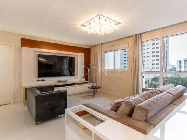 Apartamento à venda no Jardim Anália Franco com 177 metros