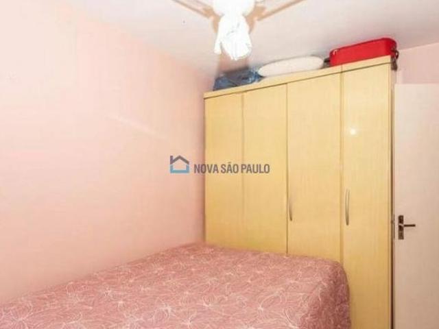 Apartamento à venda no Jardim Celeste com 2 dormitórios e vaga de garagem