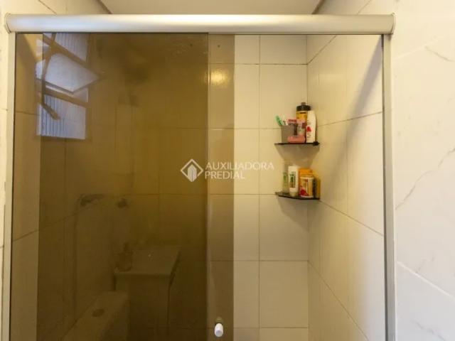 Apartamento à venda no Jardim Leopoldina com 2 dormitórios e área de 38 m²