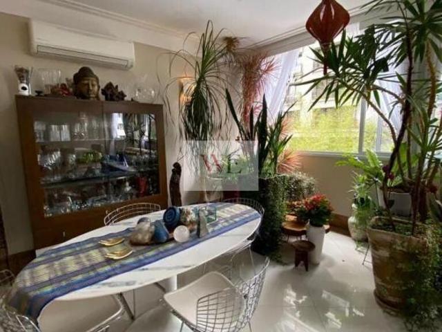 Apartamento à Venda no Jardim Paulista
