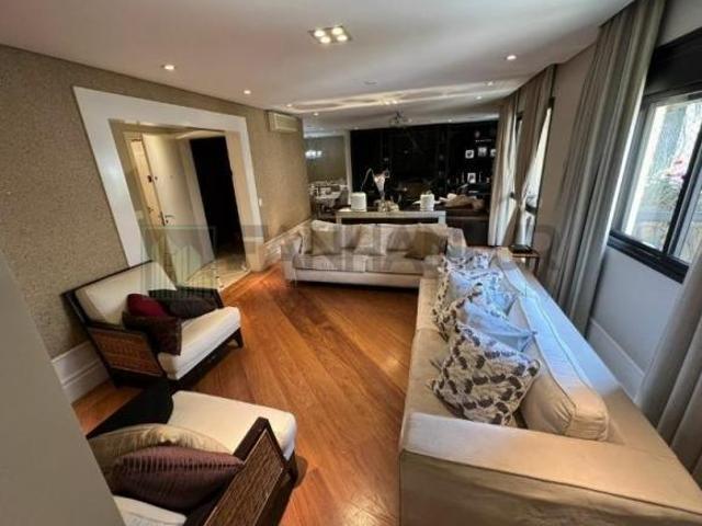 Apartamento à venda no Jardim Paulista, São Paulo SP: 3 quartos, 3 suítes, 3 salas, 5 banheiros, 3 v