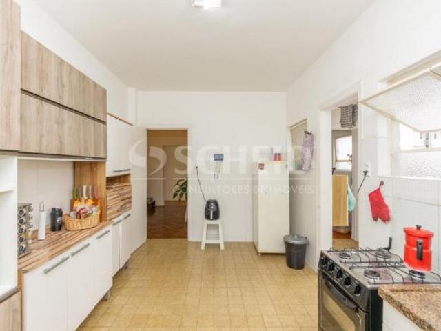 Apartamento á Venda no Jardins com 135m², 3 quartos sendo 1 suíte, 1 vaga