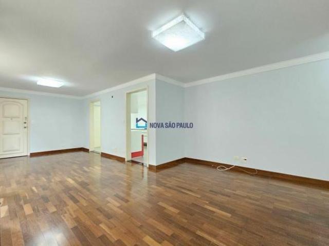 Apartamento à venda no Paraíso com 130 m²