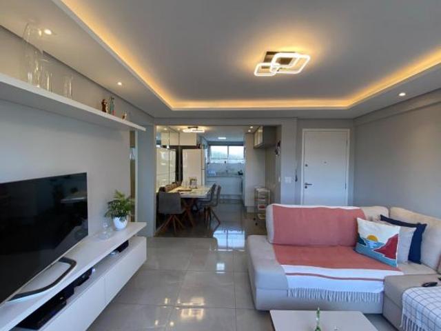 Apartamento à venda no Portão