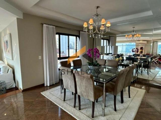 Apartamento à venda no Real Parque