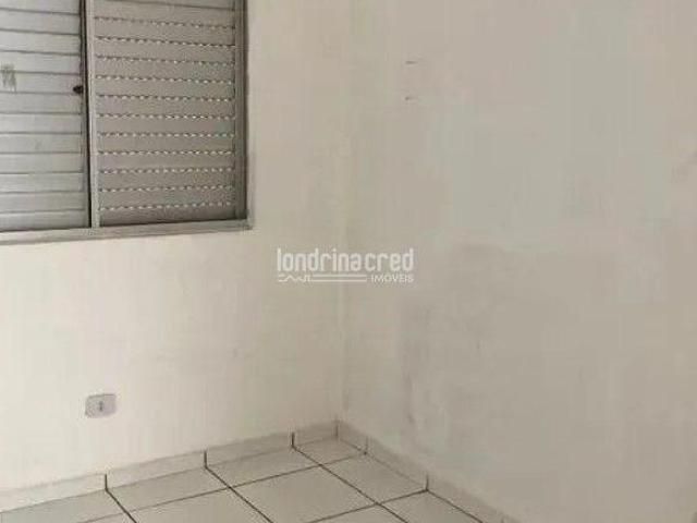 APARTAMENTO À VENDA NO RESIDENCIAL MONTE CARLO EM ROLÂNDIA COM 2 QUARTOS