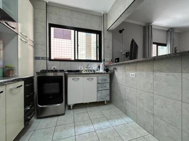 Apartamento à venda no Tupi, Praia Grande, com 1 quarto e 2 varandas