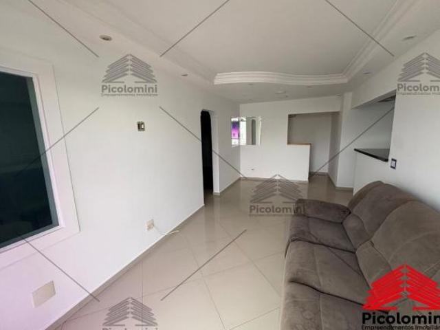 Apartamento a venda no Tatuapé, 64m² de área, 2 quartos, sacada, closet, cozinha americana, 1 vaga d