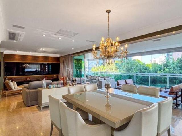Apartamento à Venda no Tatuapé Condomínio Josephine, 326 m², 4 suítes e 6 vagas