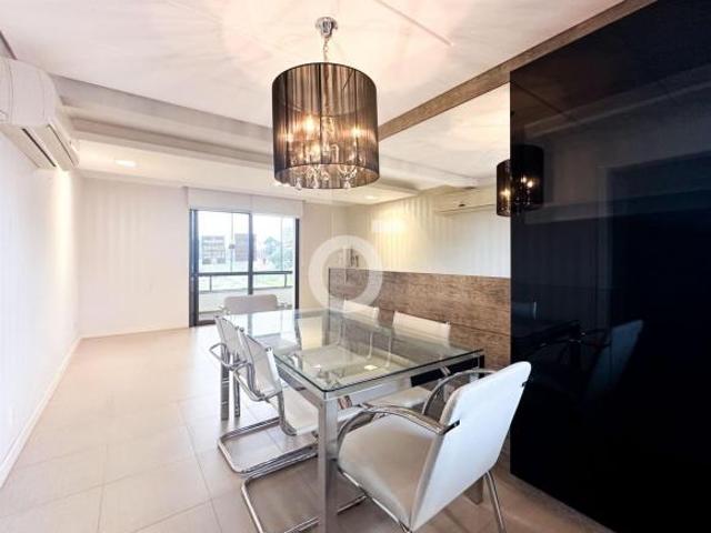 Apartamento à venda no Universitário