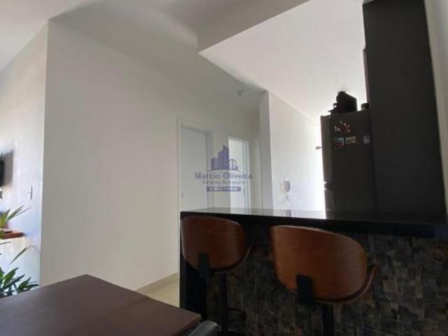 Apartamento à venda ou locação na Vila São José em Taubaté SP: 2 quartos, 1 suíte, 1 sala, 2 banheir