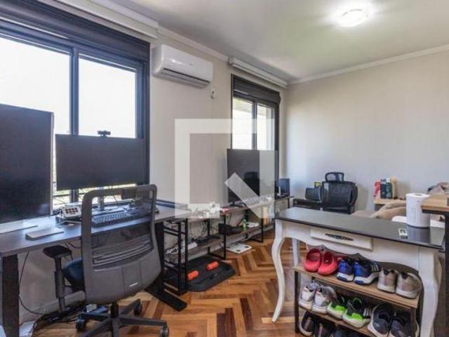 Apartamento à Venda Auxiliadora, 1 Quarto, 43 m² Porto Alegre