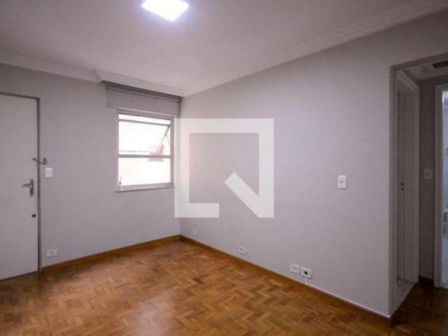 Apartamento à Venda Aclimação, 2 Quartos, 55 m² São Paulo