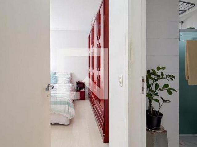 Apartamento à Venda Aclimação, 2 Quartos, 68 m2