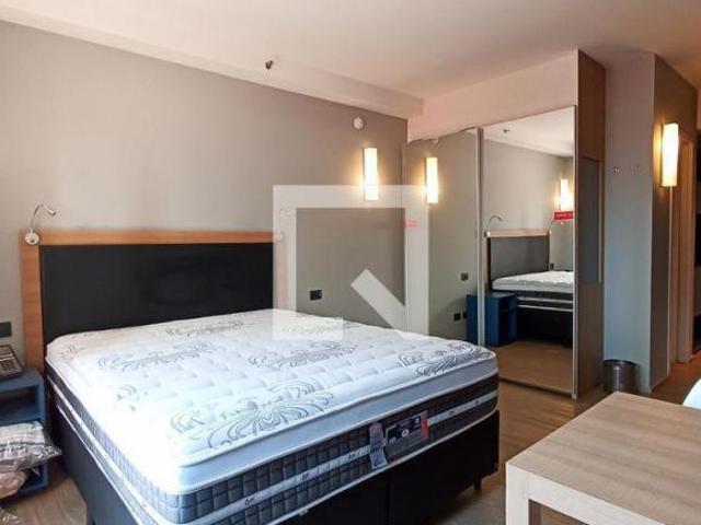 Apartamento à Venda Alphaville, 1 Quarto, 29 m² Barueri