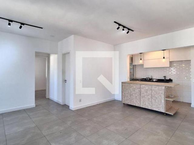 Apartamento à Venda Barra Funda, 2 Quartos, 71 m2