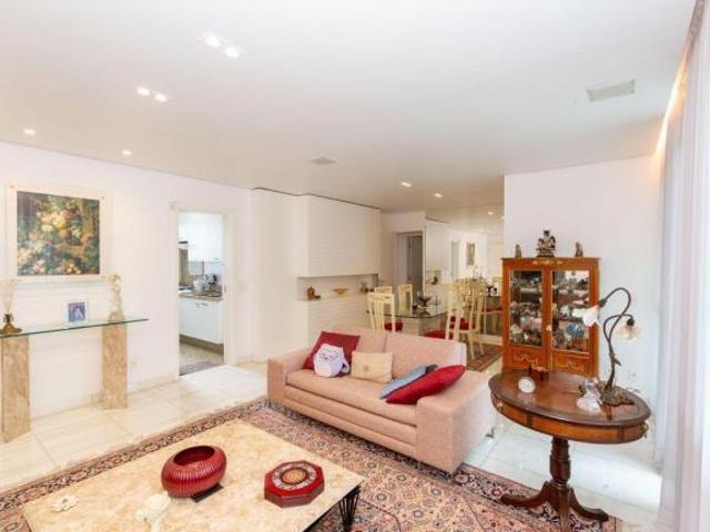 Apartamento à Venda Belvedere, 4 Quartos, 136 m2
