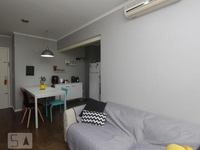 Apartamento à Venda Bom Jesus, 1 Quarto, 44 m² Porto Alegre
