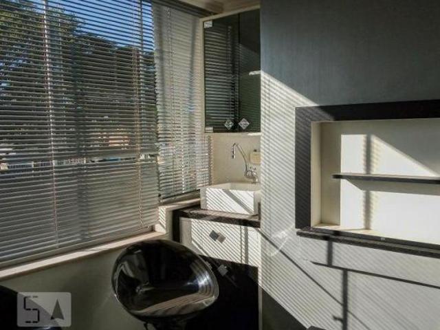Apartamento à Venda Bom Jesus, 2 Quartos, 77 m² Porto Alegre