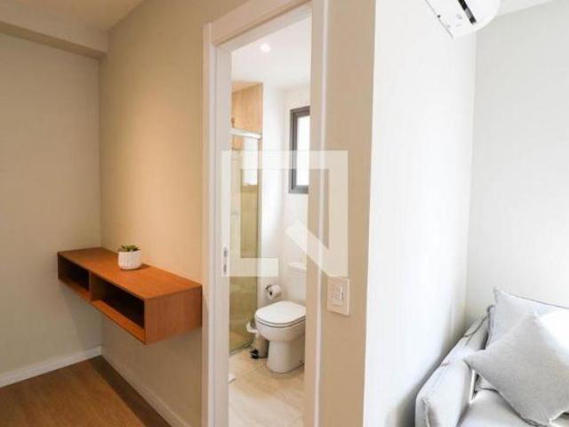 Apartamento à Venda Brooklin, 1 Quarto, 32 m² São Paulo