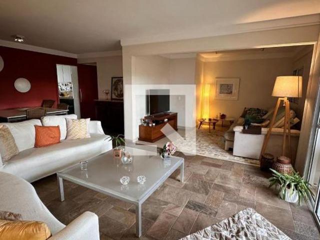 Apartamento à Venda Campo Belo, 2 Quartos, 130 m2