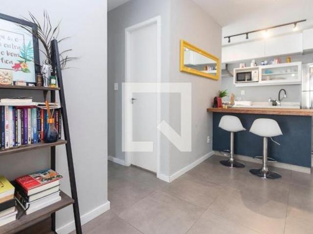 Apartamento à Venda Campo Belo, 2 Quartos, 61 m2