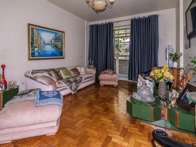 Apartamento à Venda Centro, 4 Quartos, 190 m2