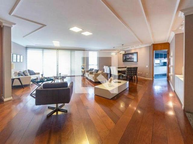 Apartamento à Venda Centro, 4 Quartos, 260 m2