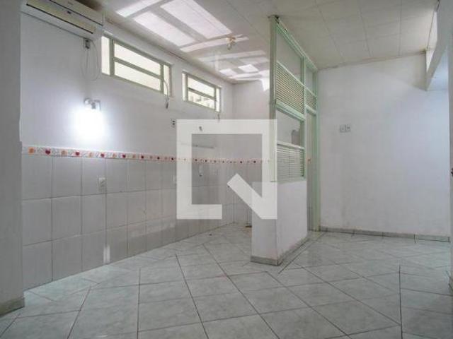 Apartamento à Venda Centro, 1 Quarto, 27 m² São Leopoldo