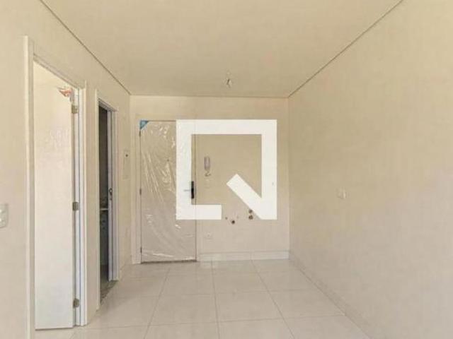 Apartamento à Venda Centro, 1 Quarto, 30 m² Curitiba
