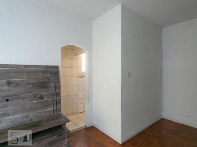 Apartamento à Venda Centro, 2 Quartos, 107 m2