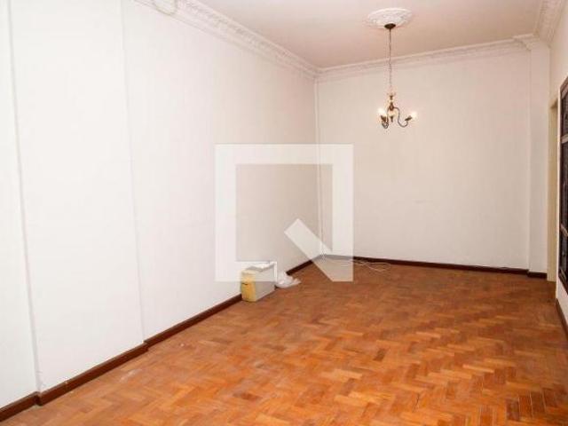 Apartamento à Venda Centro, 2 Quartos, 109 m2