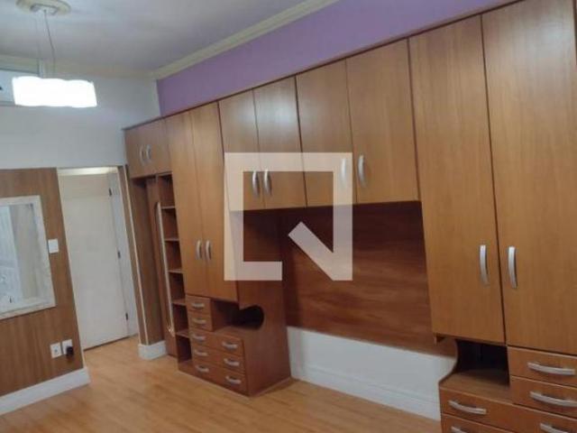Apartamento à Venda Centro, 2 Quartos, 120 m2