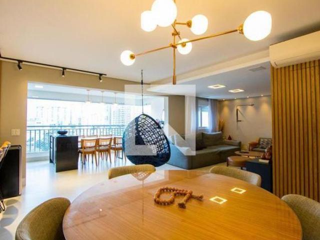 Apartamento à Venda Centro, 3 Quartos, 129 m2