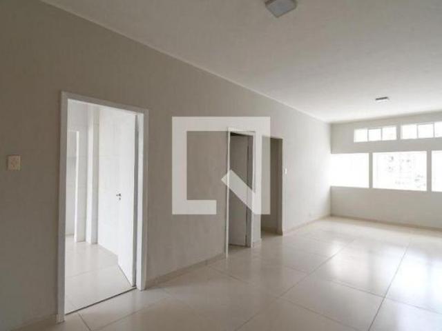 Apartamento à Venda Centro, 3 Quartos, 120 m² Curitiba