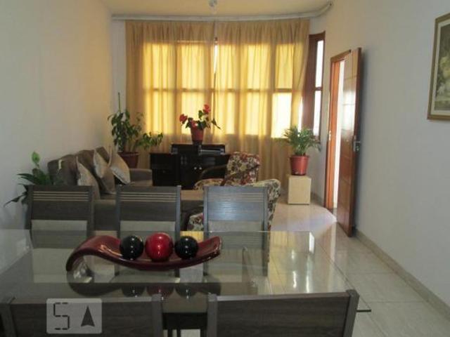 Apartamento à Venda Centro, 3 Quartos, 130 m2