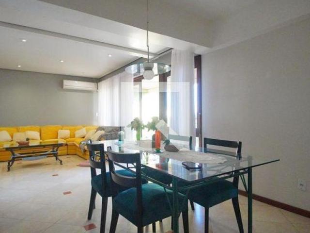 Apartamento à Venda Centro, 3 Quartos, 300 m² Novo Hamburgo
