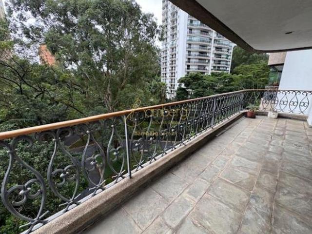 Apartamento a venda Chácara Santa Elena 330mt !