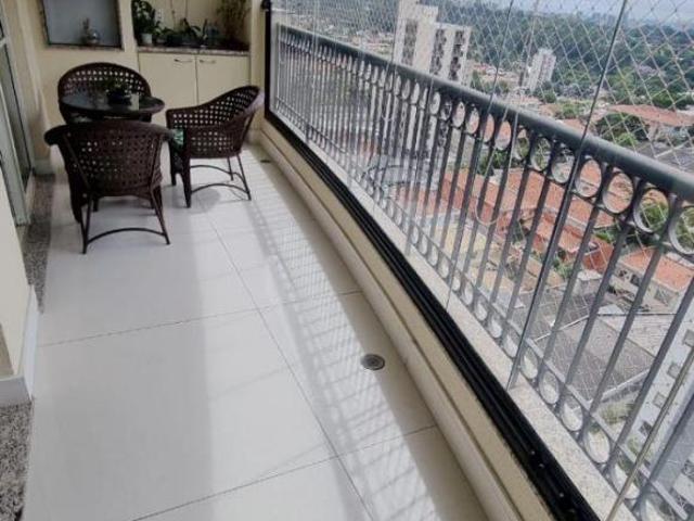 Apartamento à venda com 4 dormitórios, 142m², 3 vagas na Vila Alexandria